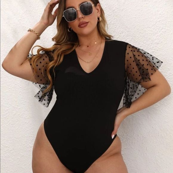 NWOT- Sexy bodysuit with mesh sleeves - Picture 5 of 8